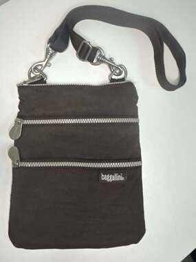 Baggallini Nylon Multi-Pocket Crossbody Travel Bag with  Removable Strap